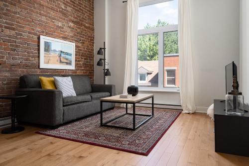 Apartment On Rue De La Visitation 201