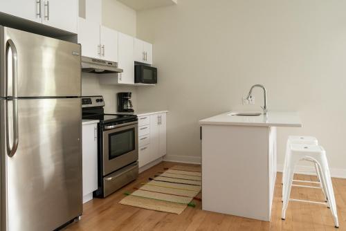 Apartment On Rue De La Visitation 201