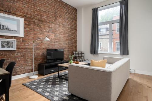Apartment On Rue De La Visitation 201