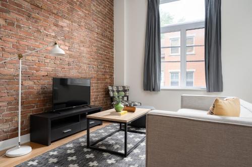 Apartment On Rue De La Visitation 201