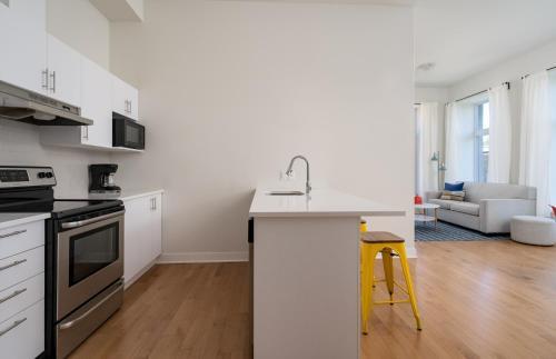 Apartment On Rue De La Visitation 201