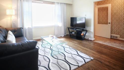 Hostal Comfort Yorkdale Residence