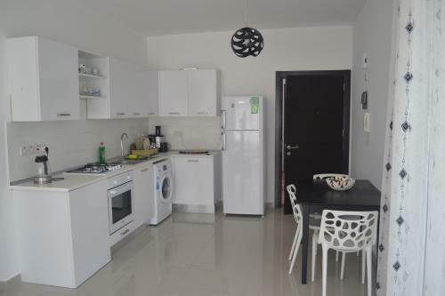 White Suit Apartment