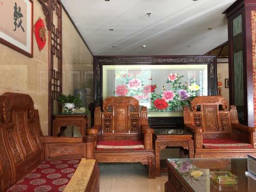 Tang Cultural Theme Hotel