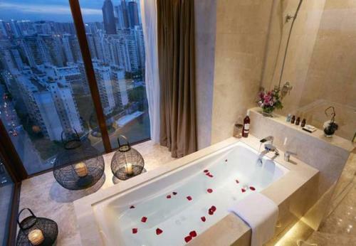 Imperial Dragon Bay Purejoy Hotel