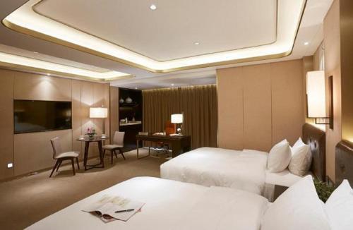 Imperial Dragon Bay Purejoy Hotel