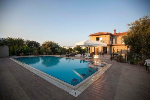 Villa Hera Kyrenia Gardens