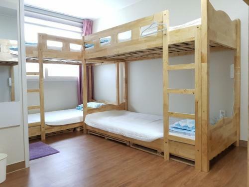 Hostal The Story Guesthouse