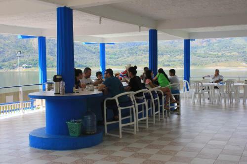 Hotel Marineros Club Nautico