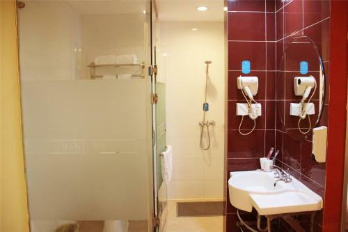 Elan Hotel Wuhan Youyi Avenue