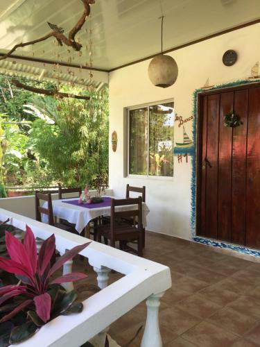 Hotel Cabinas Ole Caribe