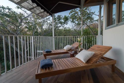 Hotel Moana Surf Resort
