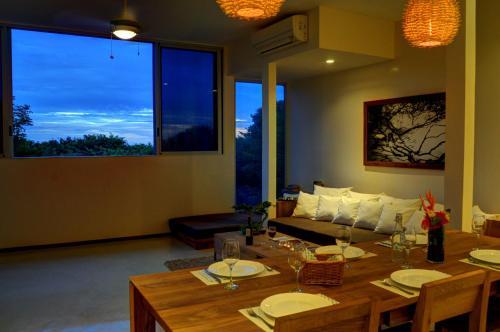 Hotel Moana Surf Resort