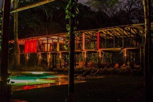 Hotel Iguana Lodge Beach Resort And Spa