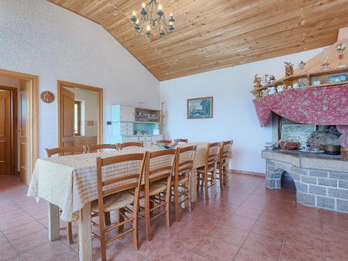 Country House Buje 5711