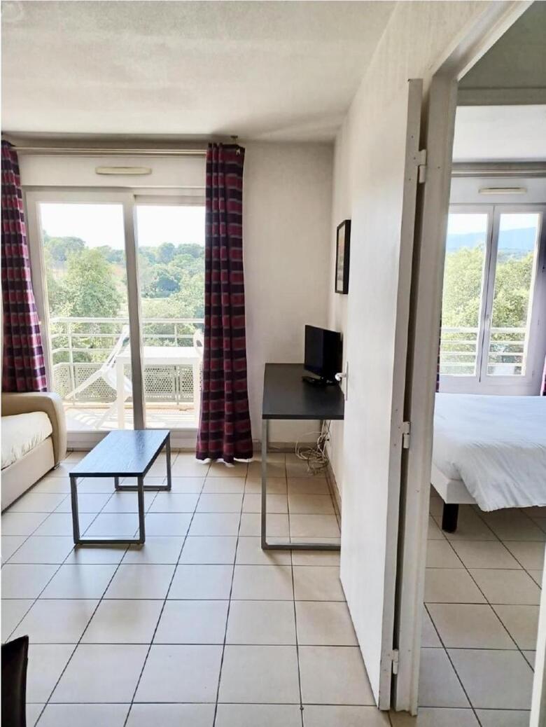 Residencia N�m�a Appart Hotel