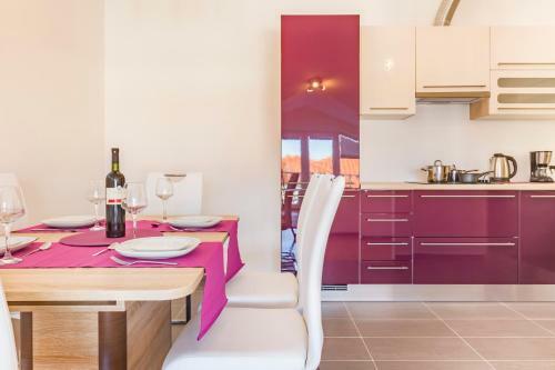 Villa Apartments Futura