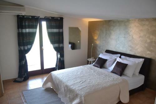 Hostal Apartments & Rooms Kustura