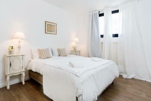 Sea N' Rent Hayarkon Sunny Beach Apartments
