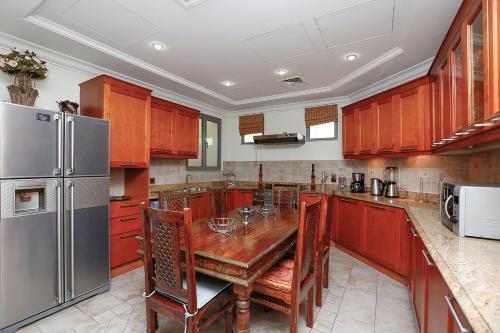 Kennedy Towers - Frond C Villa