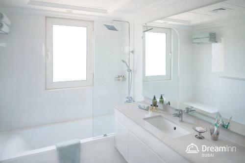 Dream Inn Dubai - Palm Villa
