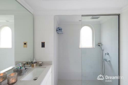 Dream Inn Dubai - Palm Villa