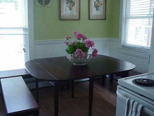 Center 15 House