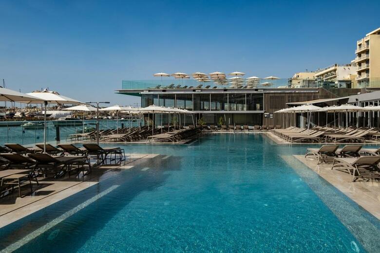 Apartamento 115 The Strand Suites