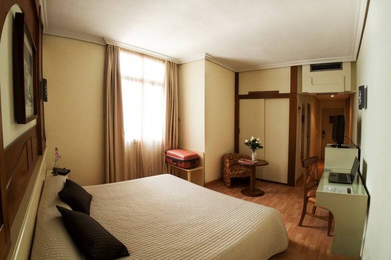 Hotel Pasarela