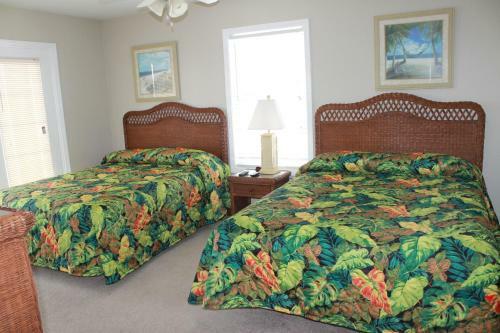 Bermuda Breeze C Holiday Home
