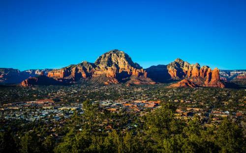 Verde Valley Canyon View Cottage 5