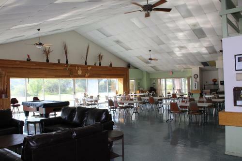 Verde Valley One-bedroom Park Model Cabin 13