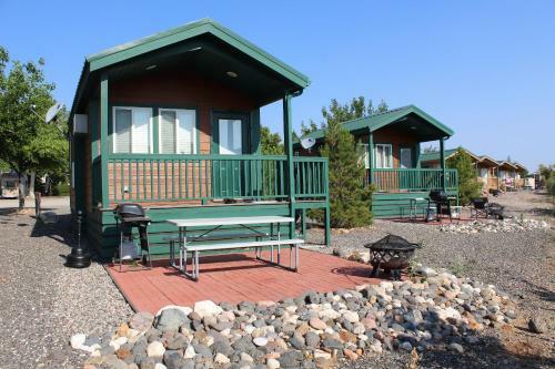 Verde Valley Studio Cabin 1