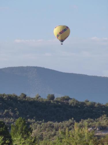 Verde Valley Studio Cabin 1