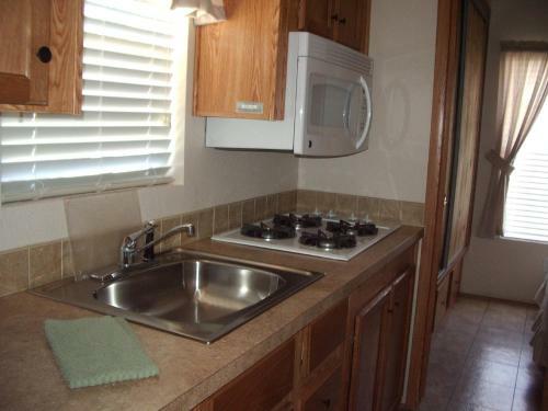 Verde Valley One-bedroom Park Model Cabin 14