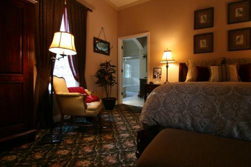 Yosemite Rose Bed And Breakfast