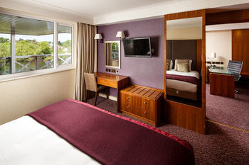 Crowne Plaza Hotel Reading