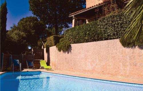 Holiday Home Les Adrets De L'este 30