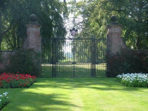 Hotel Inglewood Manor