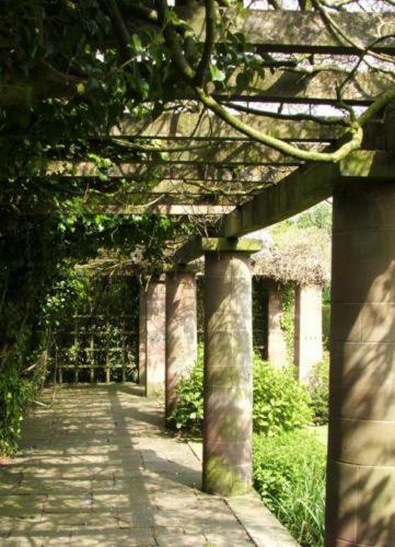 Hotel Inglewood Manor