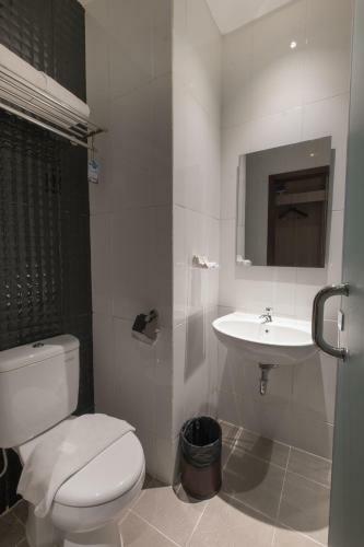 Hotel 88 Itc Fatmawati Jakarta