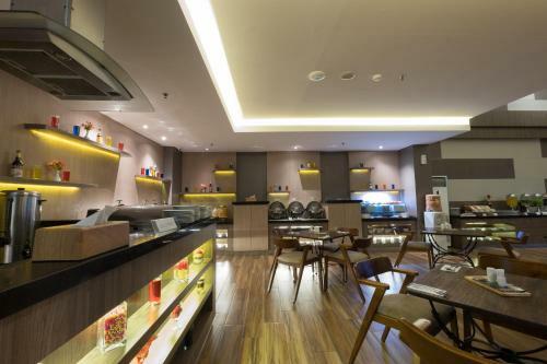 Hotel 88 Itc Fatmawati Jakarta