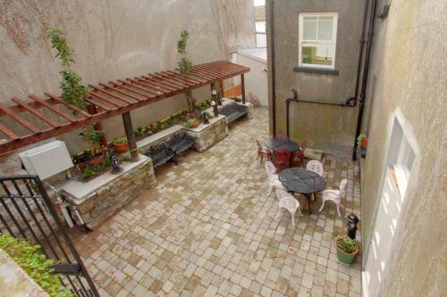 Bed & Breakfast Corrib House Guest Accommodation