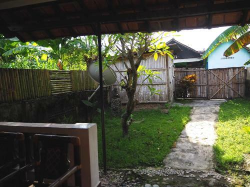 Rumah Biasa Guest House