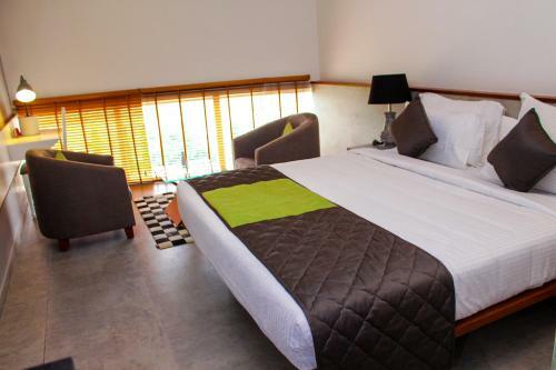 Hotel Shivas Gateway