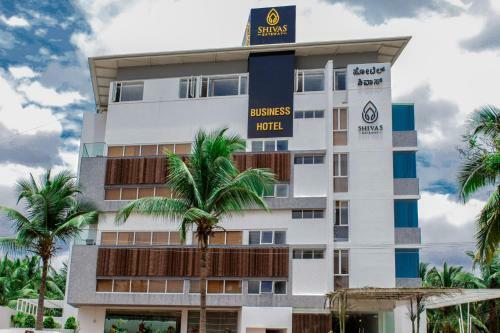 Hotel Shivas Gateway