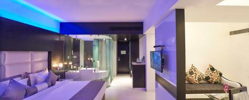 The E Hotel At Eskay Resorts