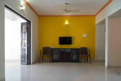 2bhk Apartment In Candolim Cm011