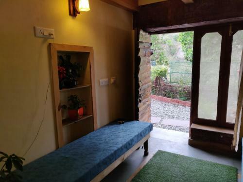 Hotel Jharipani Castle Resort