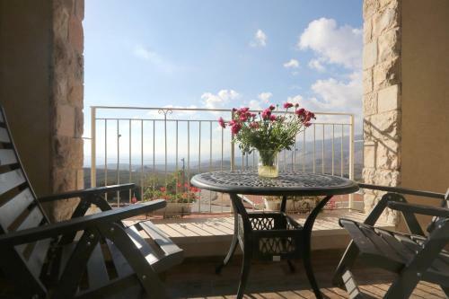 Bed & Breakfast Habaronit